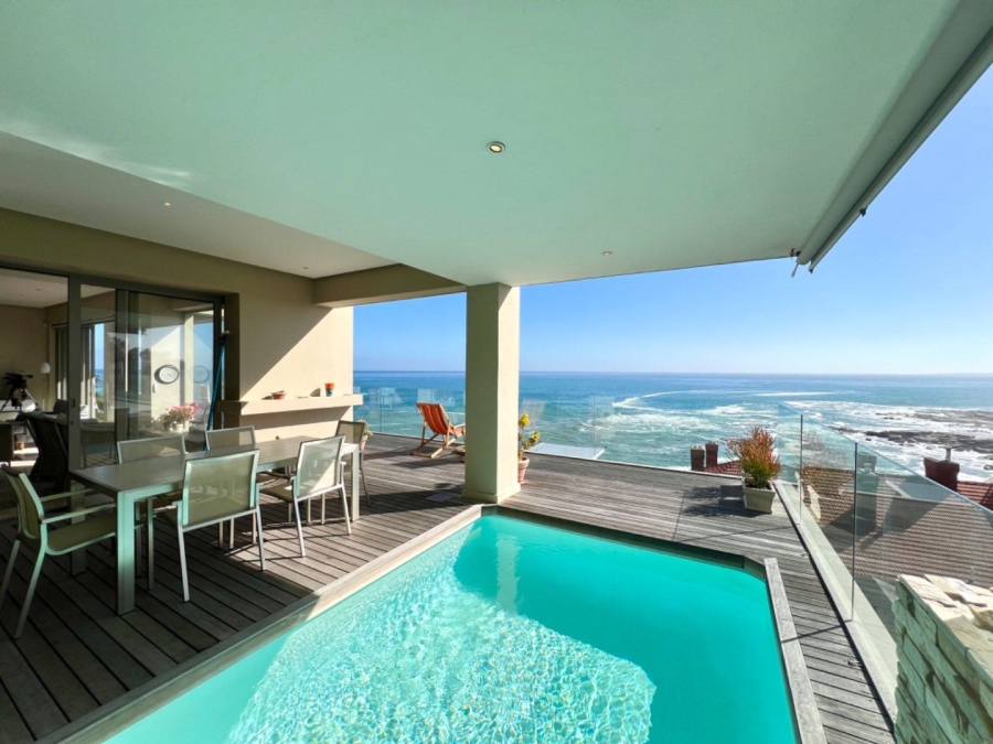 3 Bedroom Property for Sale in Bantry Bay Western Cape